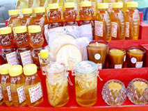 honey-bottles